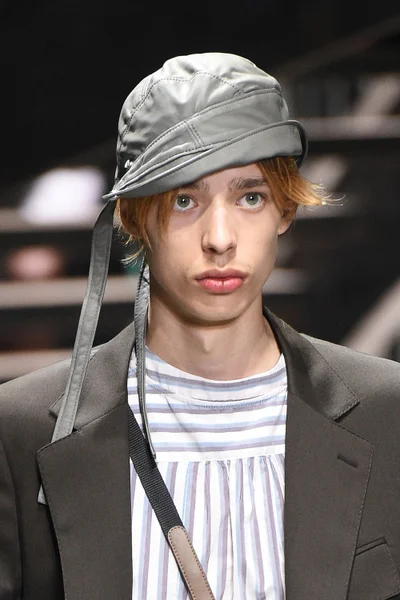 Look 21